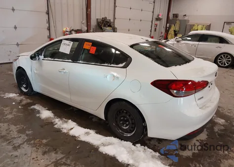 2017 Kia Forte Lx из США, поврежденный, VIN 3KPFK4A7XHE126263